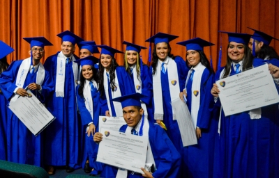 Ceremonia de graduaci&oacute;n 2022-1
